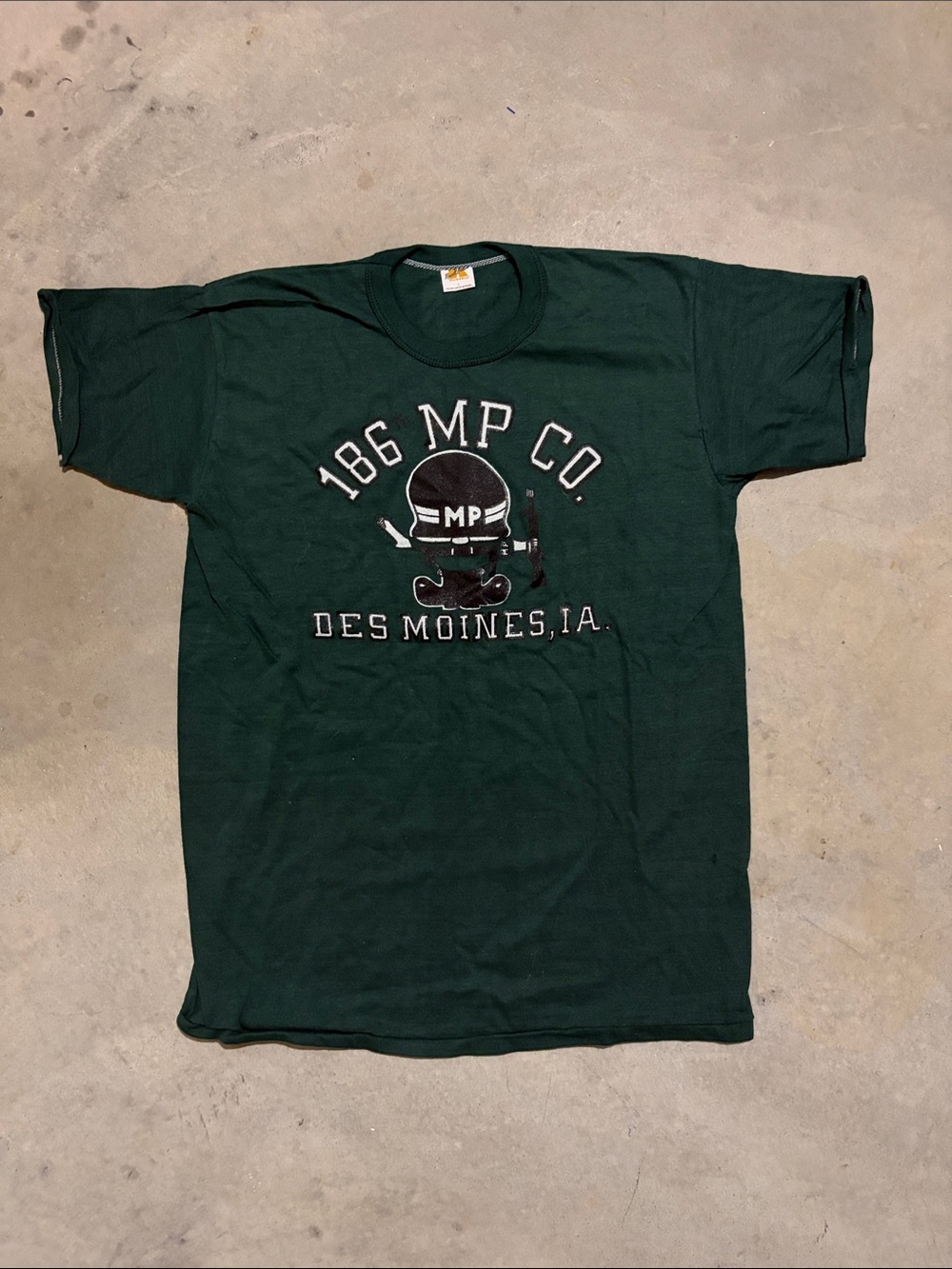 Vintage 70s 186 MP Co. Des Moines Iowa Russell Athletic Short Sleeve Shirt